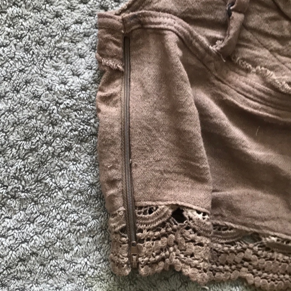 Halter Top - image 3